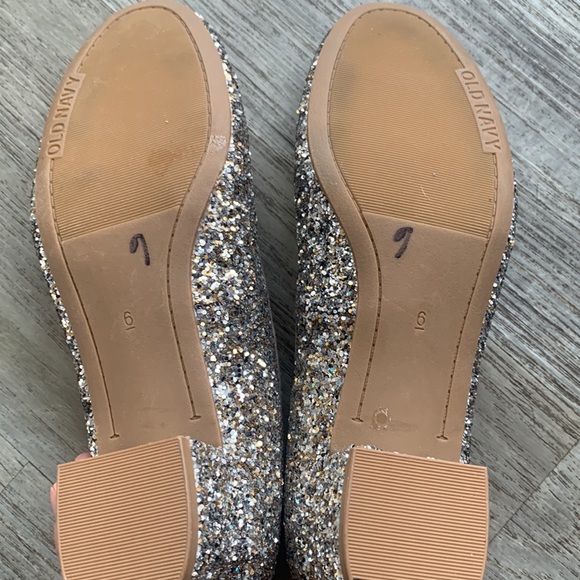 Old Navy size 6 glitter kitten heels - Picture 4 of 6